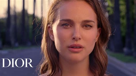 hoe heet de actrice uit de dior reclame|Dior Reclame [Commercials & Muziek] 2020 .